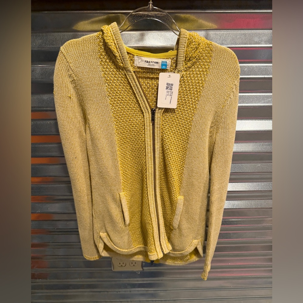 Sparrow zippo sweater woman’s size XS